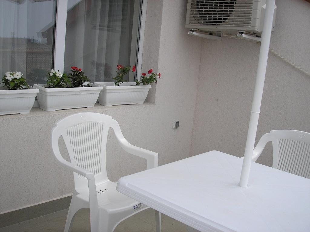 Tashevi Apartments Pomorie Ruang foto